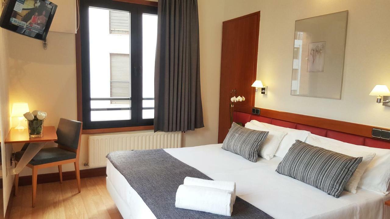 Hotel Oria Tolosa  Exterior photo